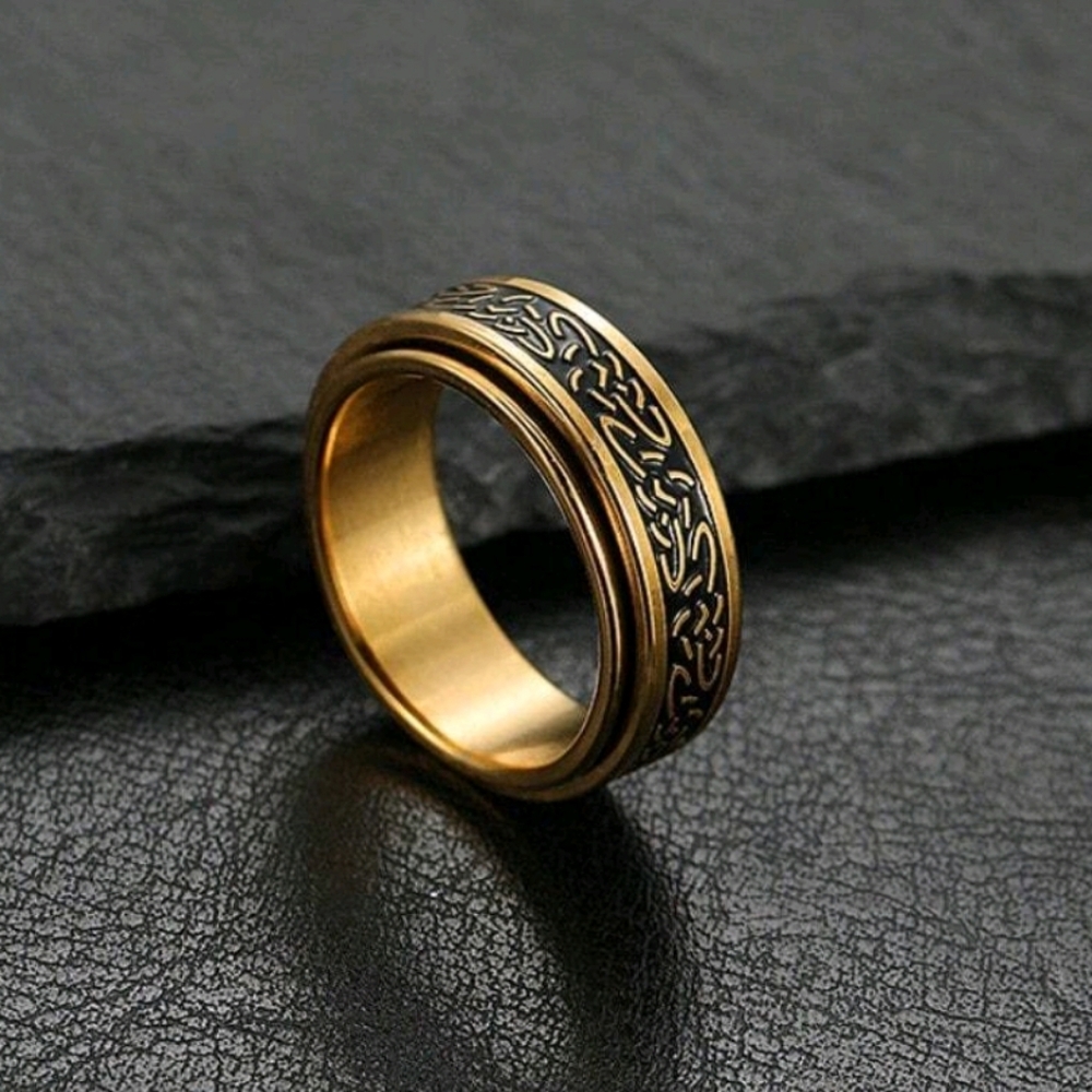 NWOT mens fidget